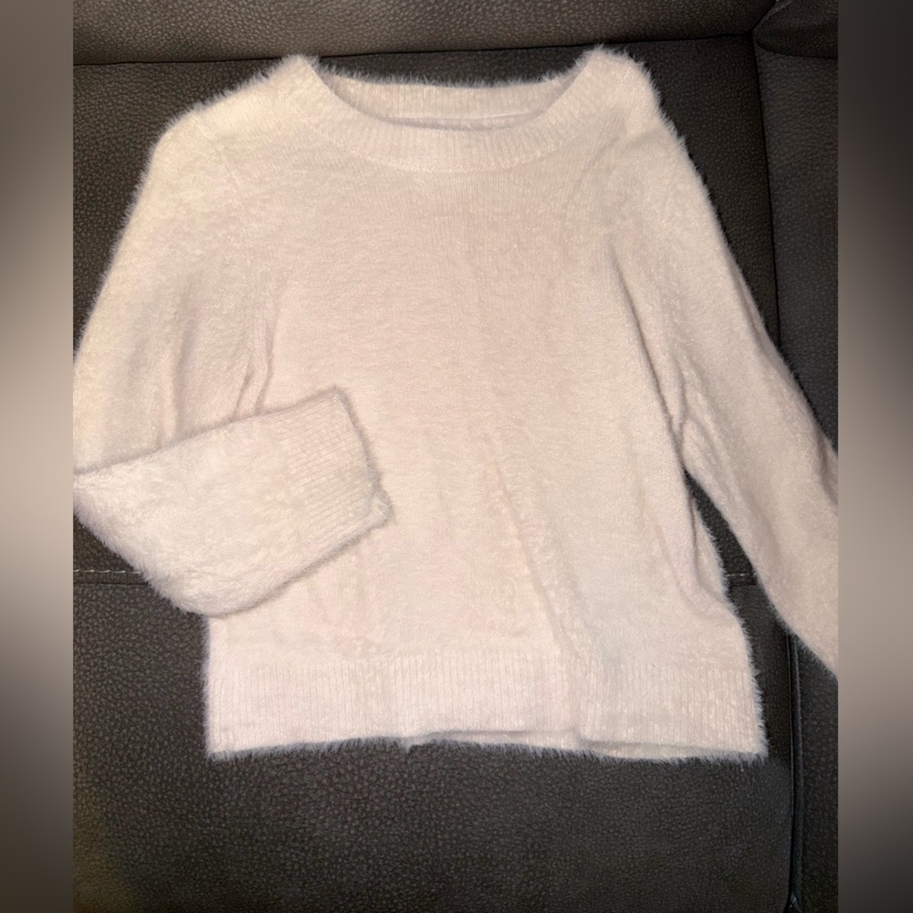 Baby Gap | Blush fuzzy sweater, size 4t